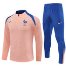 Conjunto de Treino França Salmão e Azul 2025 – Blusa Manga Longa com Zíper e Calça Esportiva
