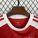 Conjunto Infantil Arsenal Home 2025 – Camisa e Shorts