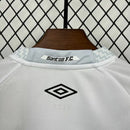 Conjunto Infantil Santos FC Branco 2025 – Uniforme Completo Infantil | Camisa e Short